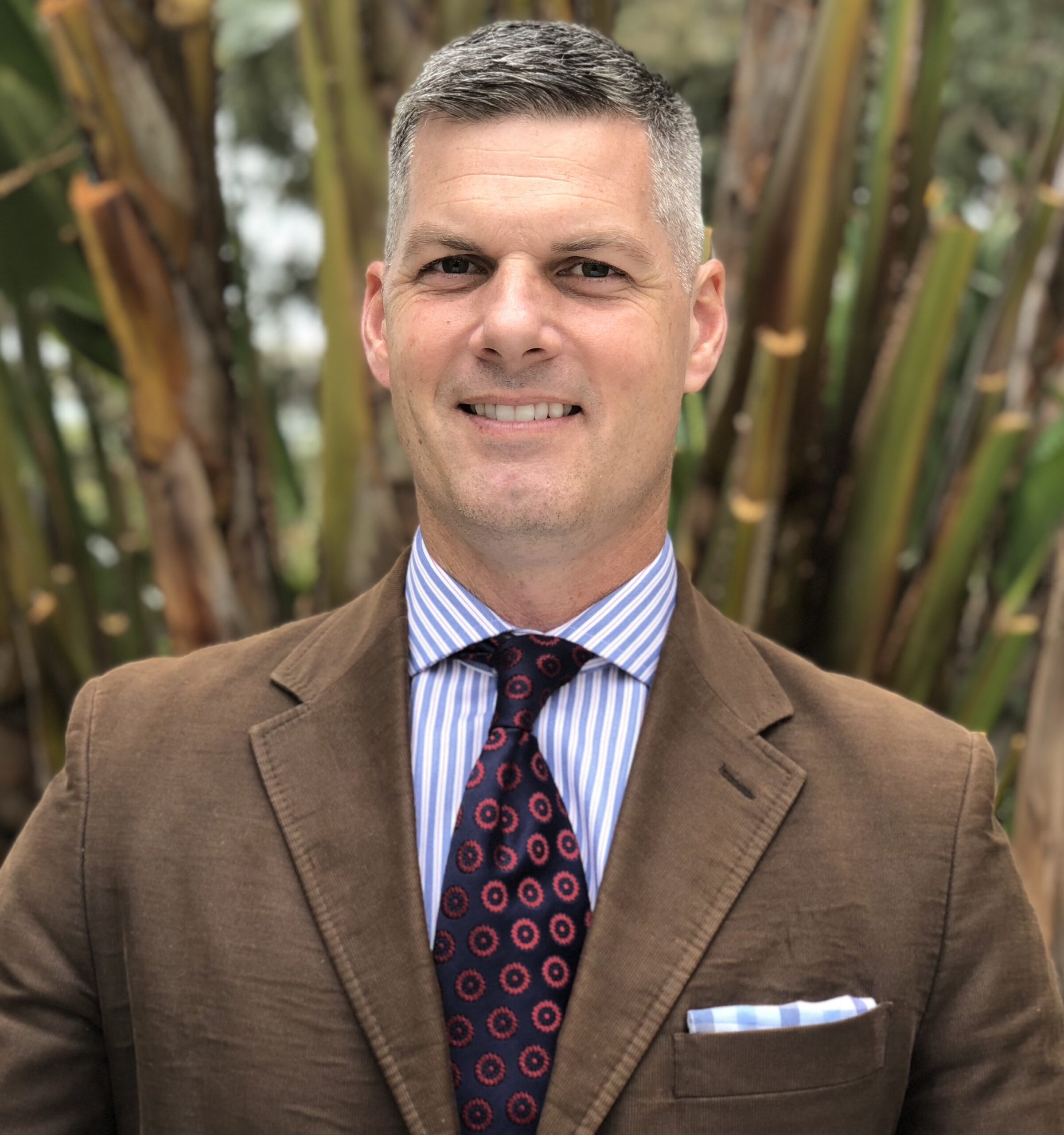 Hansen headshot light